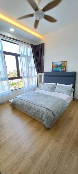 Dizad Staycation Citywoods Homestay Johor Bahru HSA Netflix